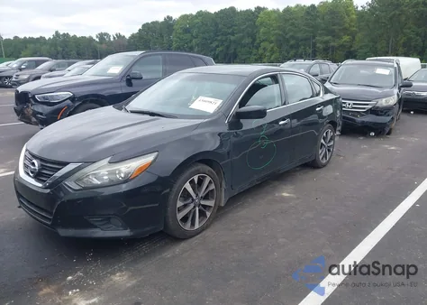 2017 Nissan Altima 2.5 Sr z USA, uszkodzony, nr VIN 1N4AL3AP7HN358273